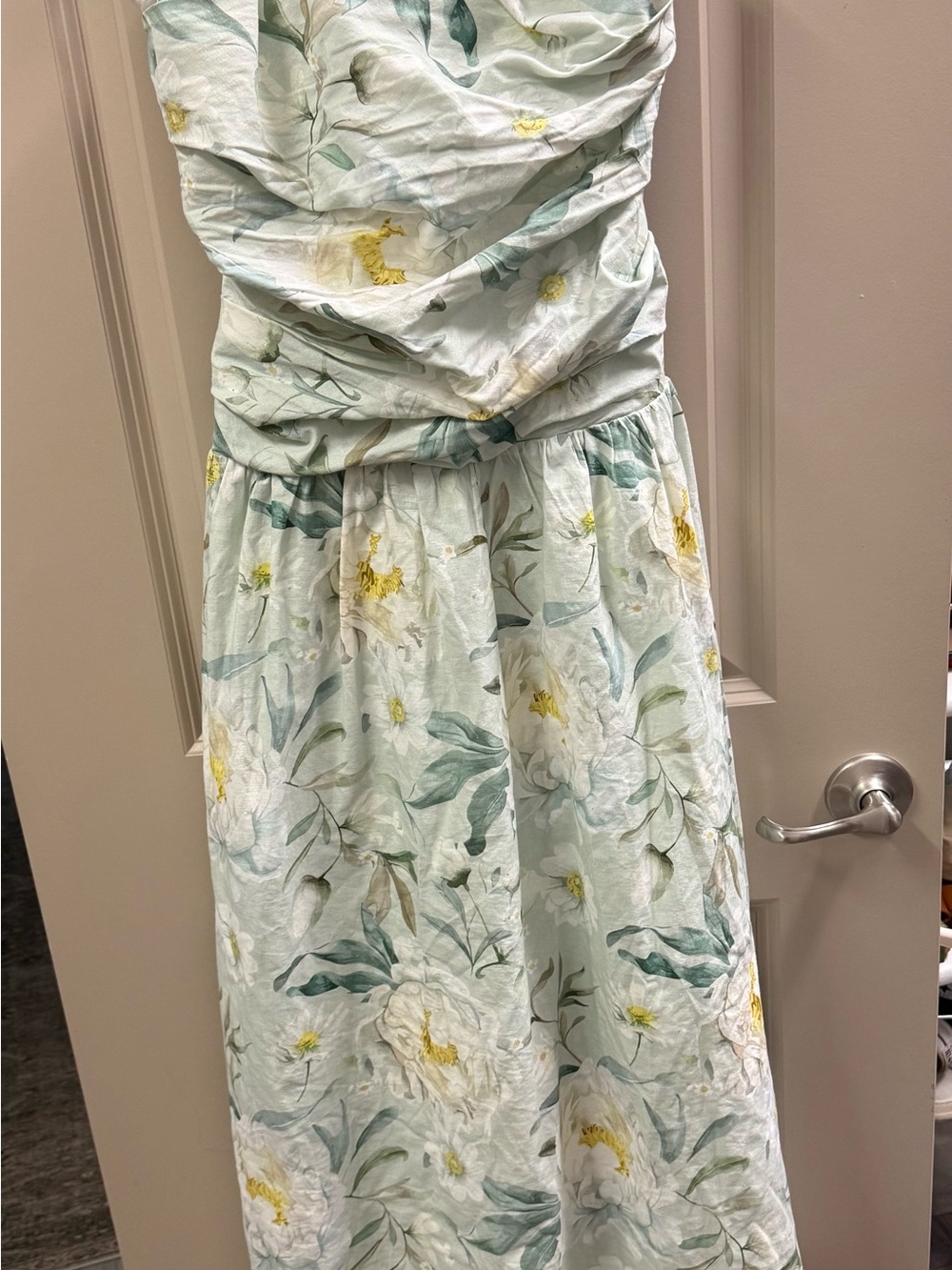En Saison Marlowe Floral Cutout | Size M | Worn Once - Perfect for Maternity - Picture 7 of 7